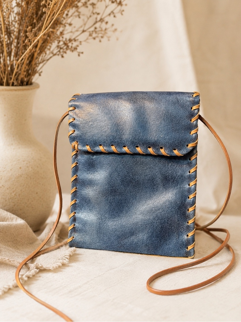 Vintage Michael Rome Besozzi Italy Distressed Leather Crossbody Wallet Blue Boho